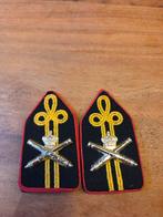Kraag emblemen artillery kms, Verzamelen, Ophalen of Verzenden, Landmacht, Nederland, Embleem of Badge