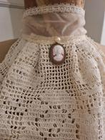 Vintage jabot met camee, Antiek en Kunst, Ophalen of Verzenden