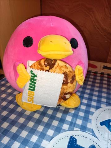 Subway roze knuffel 20 cm groot  beschikbaar voor biedingen