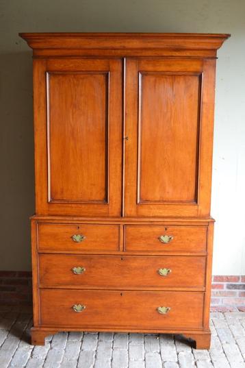 Prachtig strak antiek Engels eiken houten kabinet, kast. beschikbaar voor biedingen