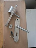 Deurbeslag buitendeur veiligheidsbeslag PC75, Ophalen of Verzenden, Zo goed als nieuw, Rvs, Klink of Kruk