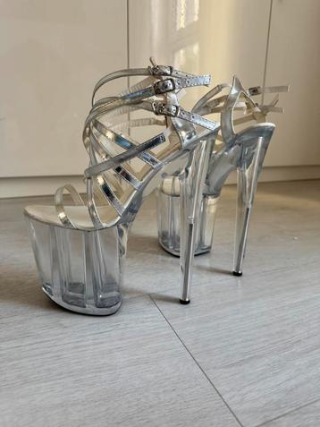 Pole dance shoes size 39 beschikbaar voor biedingen
