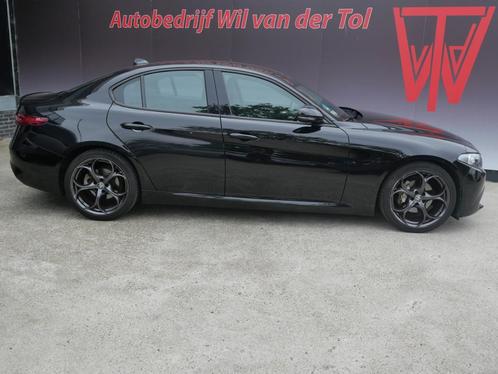 Alfa Romeo Giulia 2.0T SUPER | AUTOMAAT | NAVIGATIE | KEYLES, Auto's, Alfa Romeo, Bedrijf, Te koop, Giulia, ABS, Airbags, Airconditioning