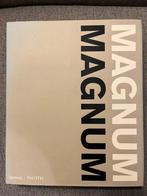 Fotoboek: Magnum -Magnum, Ophalen of Verzenden, Gelezen, Fotografen