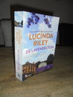 De Lavendeltuin van Lucinda Riley, Boeken, Lucinda Riley, Ophalen of Verzenden, Zo goed als nieuw, Nederland