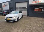 Volkswagen Polo 1.0 BlueMotion Edition nw apk beurt carplay, Voorwielaandrijving, Stof, Gebruikt, 95 pk