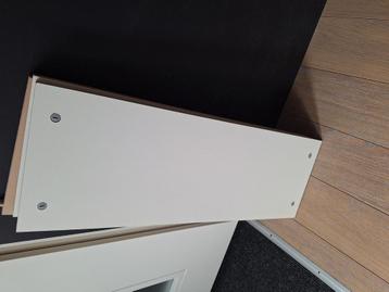 3 billy boekenkast planken 80 breed beschikbaar voor biedingen