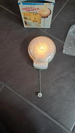 Retro vintage shell-shaped wandlamp op batterijen, Ophalen of Verzenden, Zo goed als nieuw