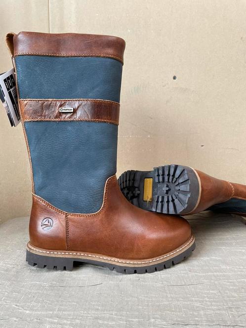 Travelin laarzen mt 36 nieuw wol gevoerd outdoorlaarzen, Kleding | Dames, Schoenen, Nieuw, Sneakers of Gympen, Zwart, Ophalen of Verzenden