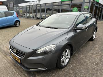 Volvo V40 1.6 T2 Summum beschikbaar voor biedingen