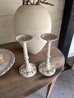 Witte gietijzeren kandelaars, Huis en Inrichting, Woonaccessoires | Kandelaars en Kaarsen, Overige materialen, Gebruikt, 25 tot 50 cm