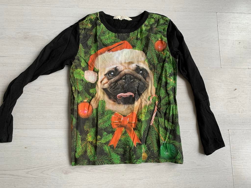 Kerst shirt met Mopshond - Maat 122, Ophalen of Verzenden, Zo goed als nieuw, Jongen, Shirt of Longsleeve