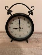 Staande tafelklok van Riverdale, bruin, Ophalen, Zo goed als nieuw, Analoog, Wekker of Tafelklok