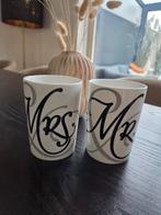Rivièra Maison set mokken Mr & Mrs, Huis en Inrichting, Keuken | Servies, Ophalen, Zo goed als nieuw, Overige stijlen, Kop(pen) en/of Schotel(s)