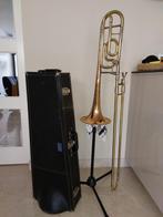 5. Tenor trombone CONN 52H gelakt, Muziek en Instrumenten, Blaasinstrumenten | Trombones, Gebruikt, Ophalen of Verzenden, Met koffer