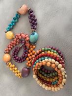 Kleurrijke ketting en armband  Vintage, Overige materialen, Overige kleuren, Ophalen of Verzenden, Zo goed als nieuw