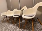 Set van 4 witte VITRA Eames DAW design stoelen / armchairs., Gebruikt, Wit, Design, Vier