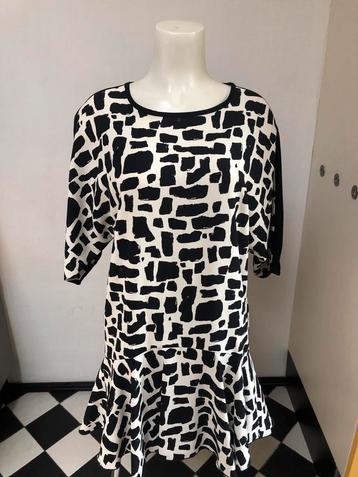 Tara jarmon zwart wit jurkje 40 dress beschikbaar voor biedingen