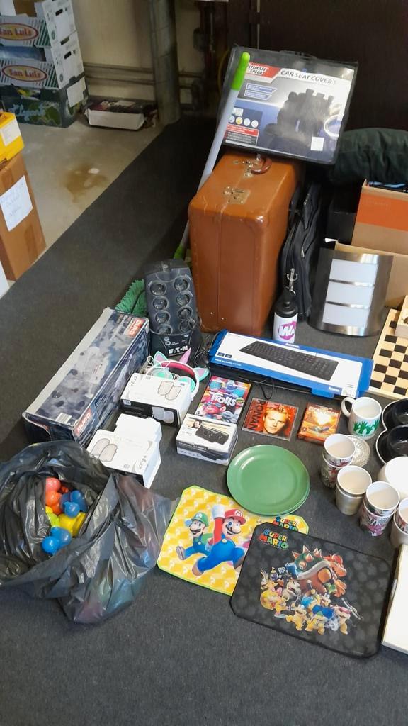 rommelmarkt spullen, Diversen, Rommelmarktspullen, Zo goed als nieuw, Ophalen