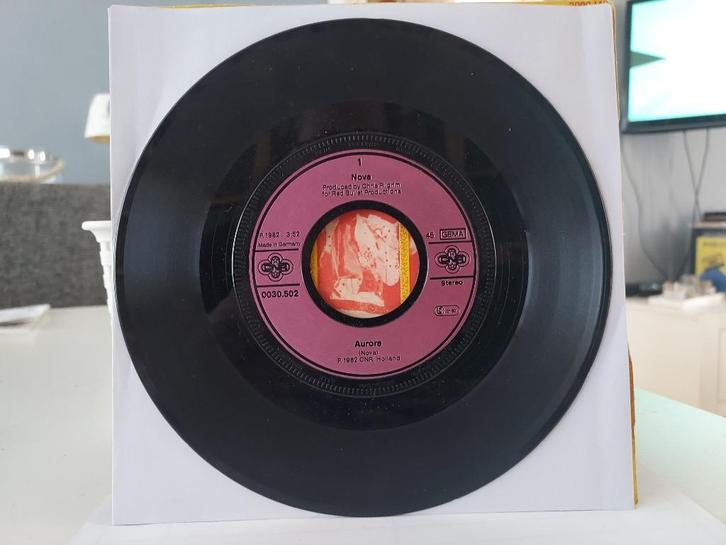7" Single Nova - Aurora / Reel, Cd's en Dvd's, Vinyl Singles, Gebruikt, Single, Pop, 7 inch, Ophalen of Verzenden