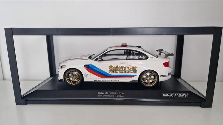 BMW M2 MotoGP Safety Car 1 of 504 Minichamps 1:18, Hobby en Vrije tijd, Modelauto's | 1:18, Zo goed als nieuw, Auto, MiniChamps