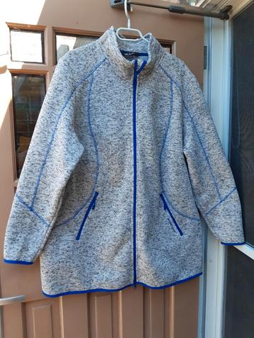 Sportief vest 50/52 Ulla Popken nieuw grijs gemeleerd/blauw beschikbaar voor biedingen