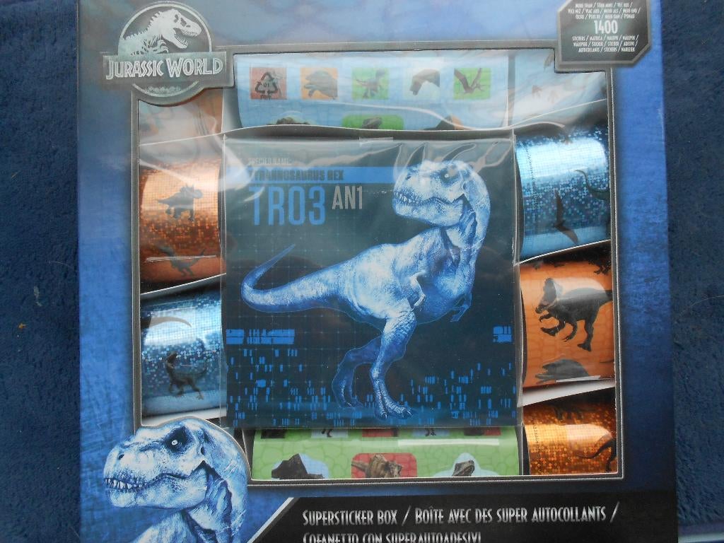Jurassic World super sticker box dinosaurus, Ophalen, Nieuw, Film, Tv of Omroep