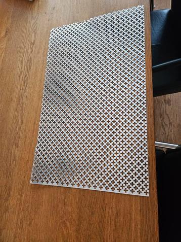 Radiator Ombouw Plaat Decoor stukje. (Praxis) beschikbaar voor biedingen