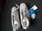 Adidas schoenen nieuw maat 39, Kleding | Dames, Schoenen, Adidas, Beige, Nieuw, Ophalen of Verzenden