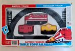 Plastic trein met rails Santa Fe locomotief compleet, Ophalen
