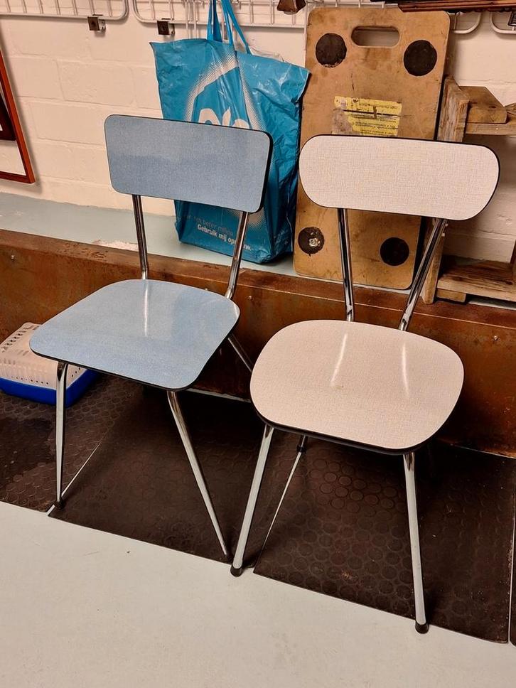 2 Retro Brabantia keukenstoelen blauw wit stoelen vintage, Verzamelen, Retro, Huis en Inrichting, Ophalen