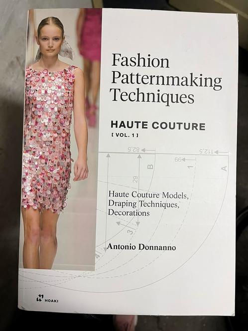 Fashion Patternmaking Techniques - Haute Couture, Boeken, Mode, Nieuw, Mode algemeen, Ophalen of Verzenden