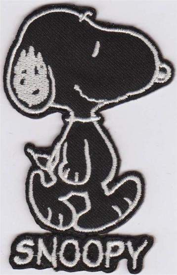 Snoopy stoffen opstrijk patch embleem #1 beschikbaar voor biedingen