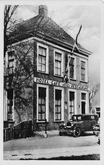 JL936 Medemblik Hotel het Wapen van Medemblik Auto 1938 beschikbaar voor biedingen
