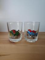 retro vintage glazen met oldtimer auto's print, Verzamelen, Glas en Borrelglaasjes, Ophalen of Verzenden, Zo goed als nieuw, Frisdrankglas