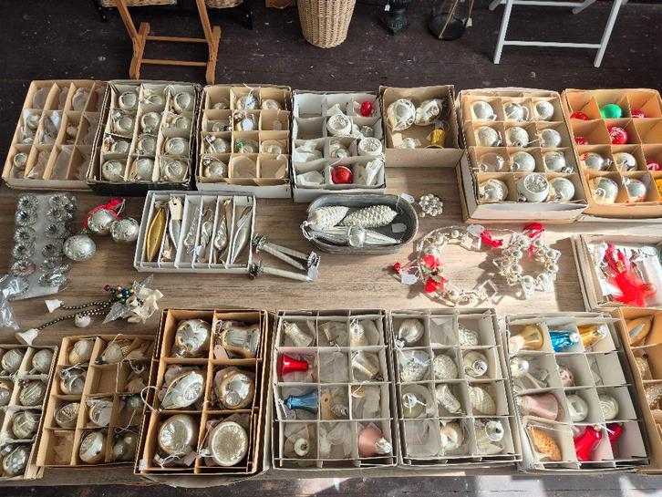 Oude vintage kerstballen en pieken, Diversen, Kerst, Gebruikt, Ophalen of Verzenden