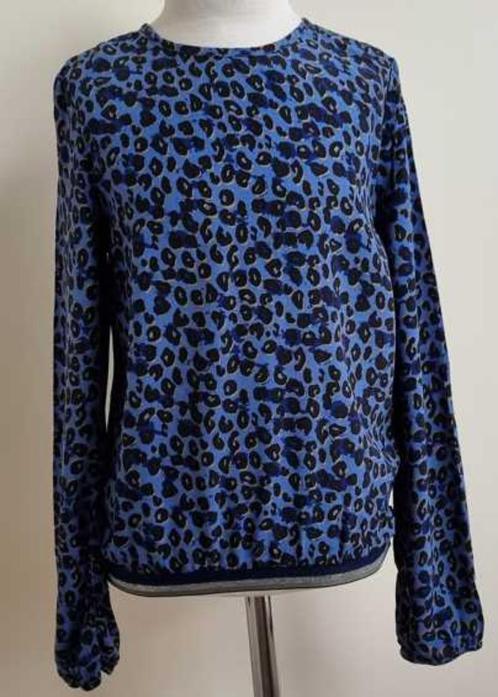 We Fashion lichtblauwe blouse met dieren print maat 134/140, Kinderen en Baby's, Kinderkleding | Maat 134, Zo goed als nieuw, Meisje