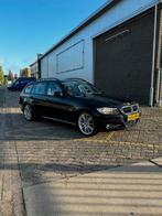 BMW 3-Serie 2.0 318 I Touring 105KW 2010 Zwart, Achterwielaandrijving, Zwart, Origineel Nederlands, Stationwagon