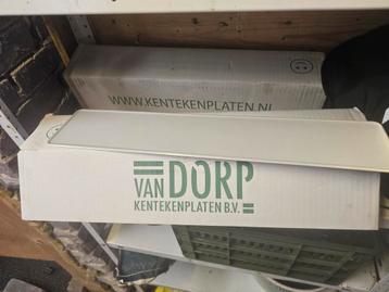 2x 50 stuks witte onbedrukte kentekenplaten  beschikbaar voor biedingen