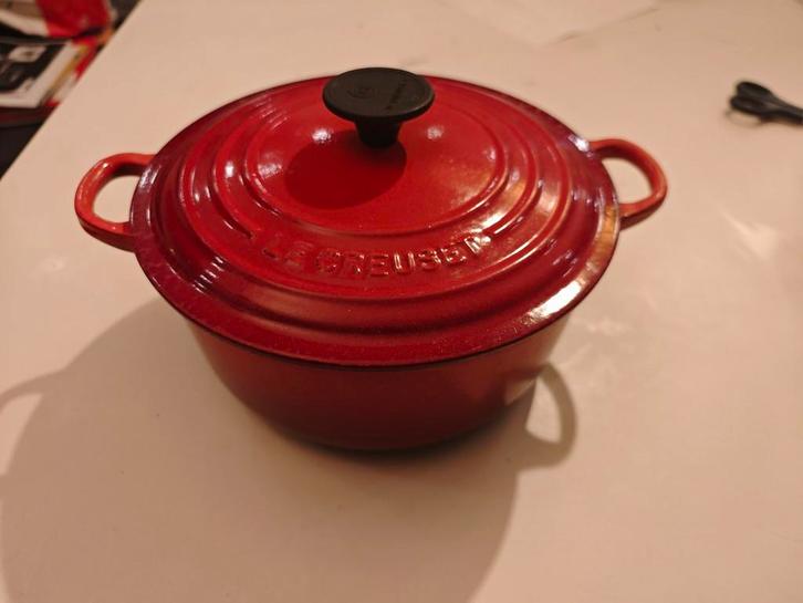 Le Creuset Braadpan gietijzer 20 cm rond Signature, Huis en Inrichting, Keuken | Potten en Pannen, Nieuw, Koekenpan of Braadpan