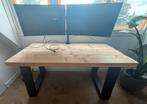 Steigerhouten bureau 140x75x73 - zwarte poten - 149 Euro!!!, Huis en Inrichting, Bureaus, Ophalen of Verzenden, Zo goed als nieuw