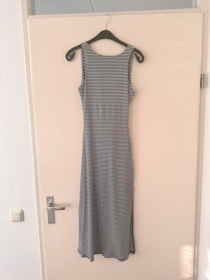 By swan gestreepte jurk maat L, Kleding | Dames, Jurken, Nieuw, Maat 38/40 (M), Zwart, Onder de knie, Ophalen of Verzenden