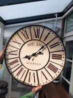 Riverdale klok, Huis en Inrichting, Woonaccessoires | Klokken, Ophalen of Verzenden, Zo goed als nieuw, Wandklok