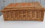 Oude mand, rieten koffer, riet, mand, picknick mand, Verzenden