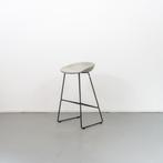 5 Hay about a Stool AAS38 Grijs leer 75 cm, Huis en Inrichting, Barkrukken, Niet ingevuld, Niet ingevuld, Leer, Zo goed als nieuw