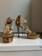 GUESS plateau hakken – maat 37 – als nieuw, Ophalen of Verzenden, Zo goed als nieuw, Schoenen met hoge hakken, Overige kleuren