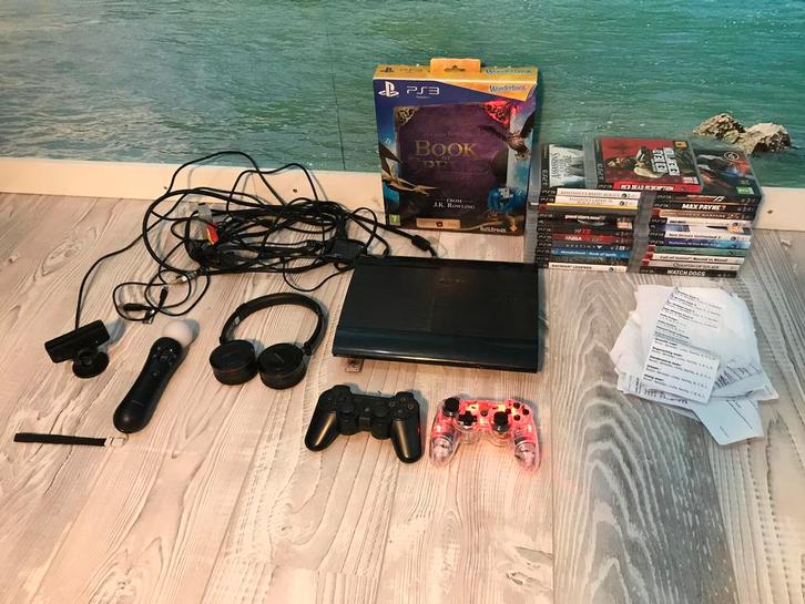 Playstation 3 Super Slim + 21 spellen en accessoires, Spelcomputers en Games, Spelcomputers | Sony PlayStation 3, Gebruikt, Super Slim