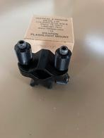 Zaklamphouder onder geweer ex. US army NIEUW, Verzamelen, Ophalen, Overige soorten