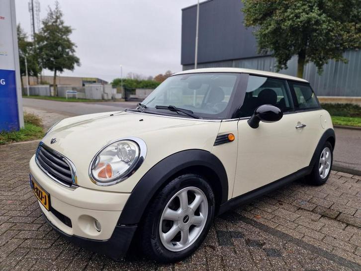 Mini Mini 1.4 One Pepper Automaat, Apk, Nap Inruil mogelijk., Auto's, Mini, Te koop, One, ABS, Airbags, Airconditioning, Boordcomputer