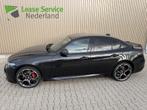 Alfa Romeo Giulia 2.0 T Veloce Ti AWD Unieke Uitvoering Carb, Auto's, Alfa Romeo, 745 kg, Zwart, Bedrijf, Vierwielaandrijving